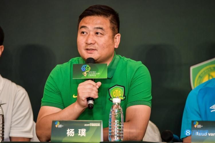 说着，她又道：说实话，我妈受了这么多罪，虽然可怜，但是我这个做女儿的平心而论，她这也是咎由自取，她这个人把钱看得太重了，不但财迷心窍，而且总想着不劳而获走捷径，今天就算是不上这个当，明天还是会上别的当。